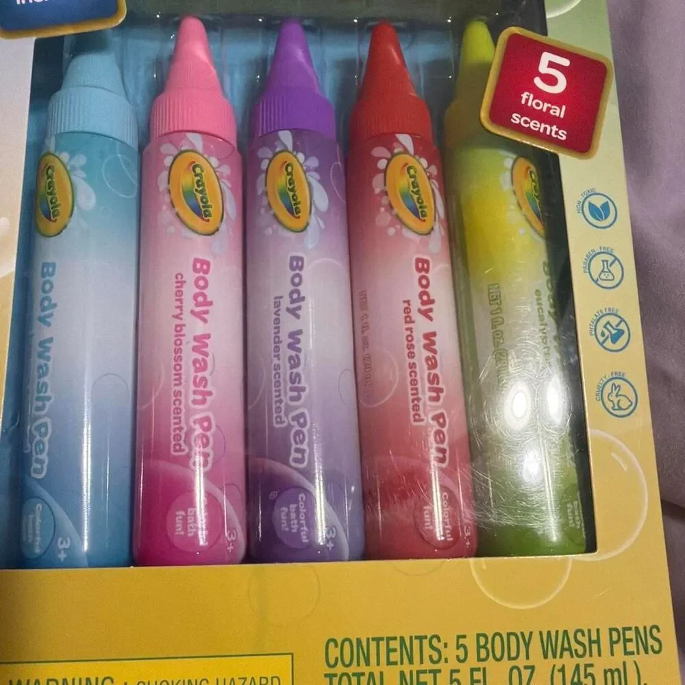 Crayola -5 Scented Bath Wash Pen Set Plus Wash Cloth - NWT
